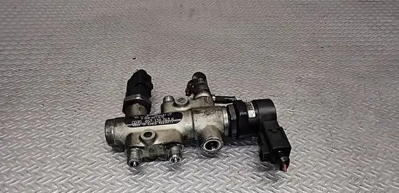 Audi A8 S8 D3 4E Fuel main line pipe 0281002665 057130763H