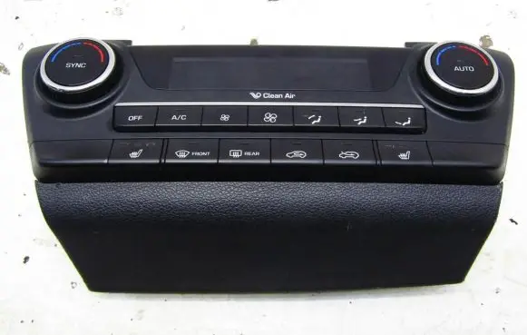 Hyundai Tucson TL Climate control unit 97250-07530TRY