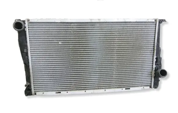 BMW 1 E82 E88 Coolant radiator 