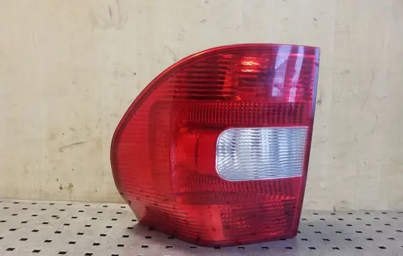 Skoda Yeti (5L) Rear/tail lights 5L0945096 5L0945112