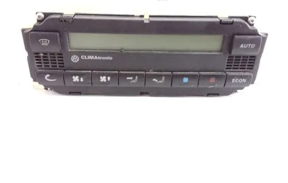 Volkswagen PASSAT B5 Climate control unit