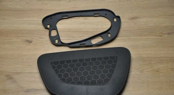 Volvo S90, V90 Subwoofer grill/trim 31426499