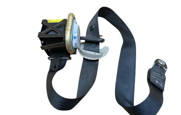 Toyota Avensis T250 Front seatbelt 7321005050 TEAF2EF050P