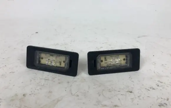 BMW X6 E71 Number plate light 7193293 40211121A0