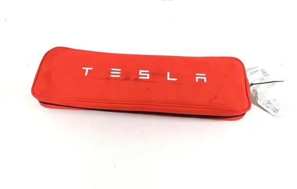 Tesla Model Y First aid kit 147507600D