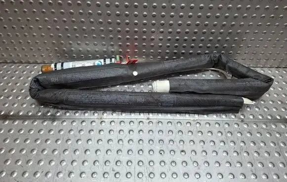 Roof airbag