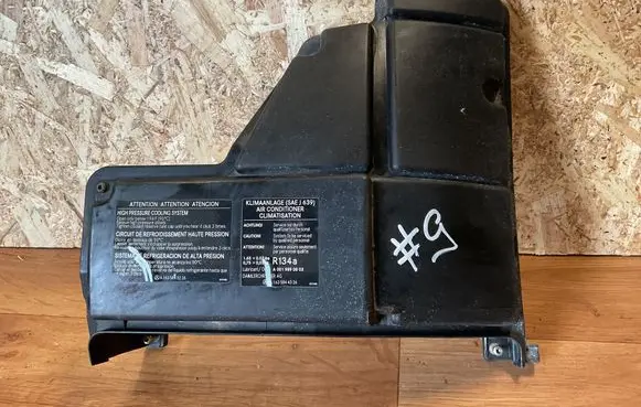 Mercedes-Benz ML W163 Fuse box cover 1635400382 08540511