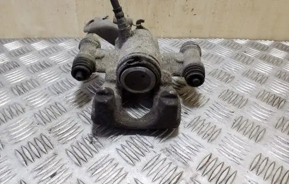 Rear brake caliper