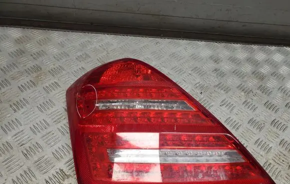 Mercedes-Benz S W221 Rear/tail lights A2218201364