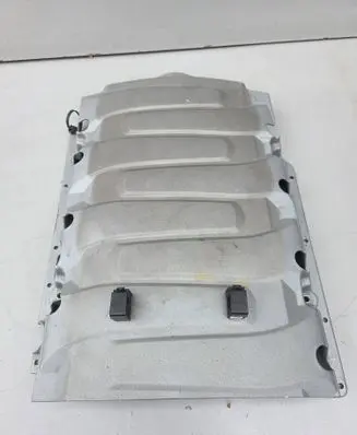 Chevrolet Camaro Engine cover (trim) 12697257 SW31002410085100 12697256