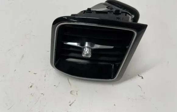 Volvo XC60 Dashboard side air vent grill/cover trim 31477272