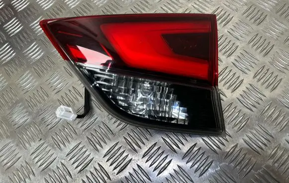 Nissan X-Trail T32 Tailgate rear/tail lights 22623746