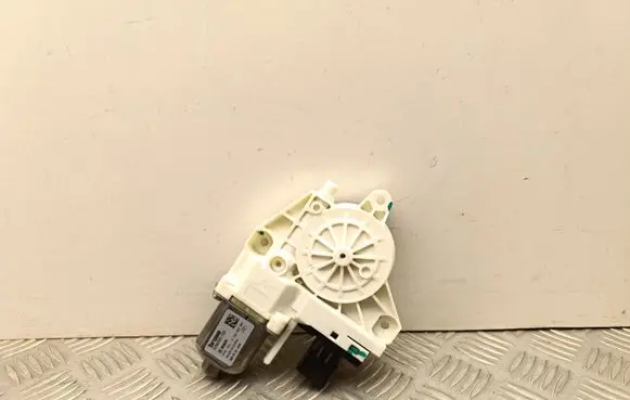 Tesla Model Y Rear door window regulator motor G59255100