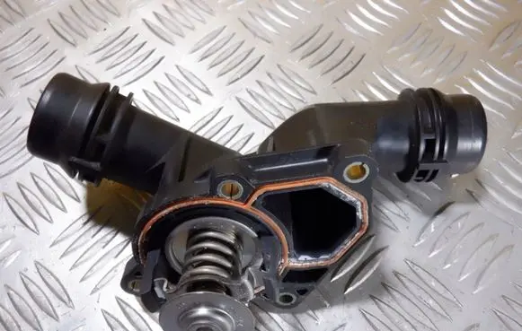 BMW 3 E46 Thermostat/thermostat housing 2247020