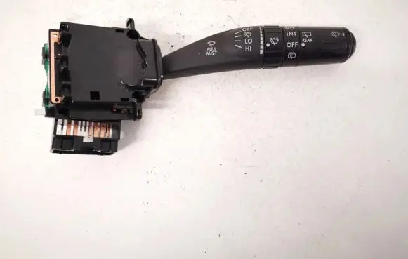 Subaru Outback Wiper control stalk 17a164lh