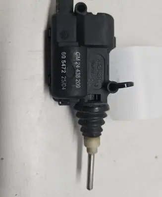 Opel Vectra C Central locking motor 24438209