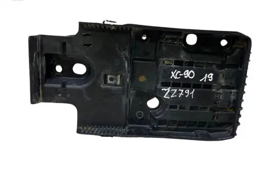 Battery bracket