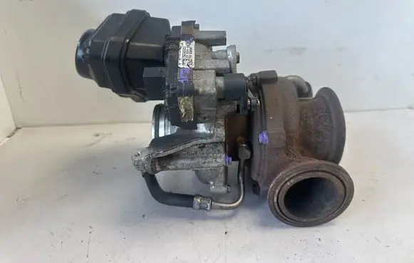 BMW 5 F10 F11 Turbo 7823202 806094