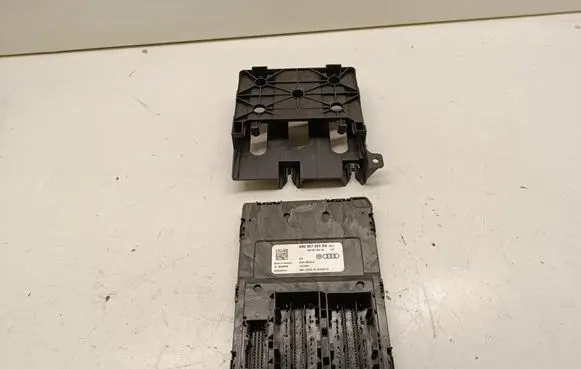 Audi A8 S8 D5 Comfort/convenience module F005V02214 4N0907063DG 4N0907063AG