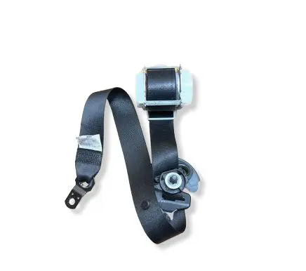 BMW X3 E83 Front seatbelt 3448357