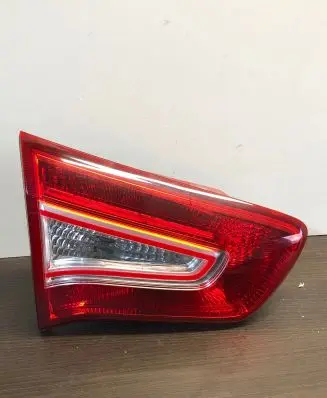 KIA Sportage Tailgate rear/tail lights