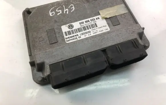 Skoda Fabia Mk1 (6Y) Other control units/modules 03E906033AN