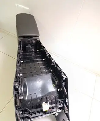 Hyundai Kona I Center console 84620DD000