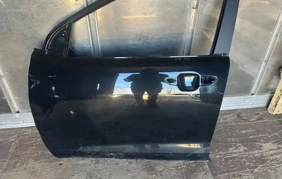 Hyundai i10 Front door