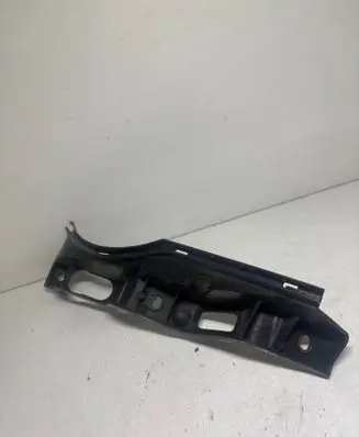 Volkswagen PASSAT B6 Front bumper mounting bracket 3C0807890