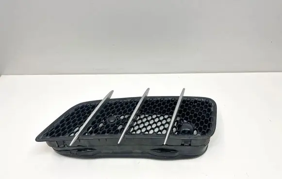 Mercedes-Benz SL R230 Front grill A2308300118 2308300118
