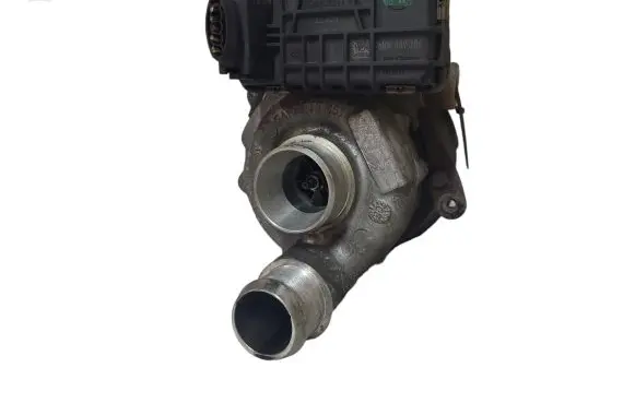 Jaguar XF X250 Turbo 6R8Q6K682AD 7523436 752406