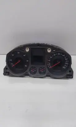 Volkswagen PASSAT B6 Speedometer (instrument cluster) A2C53194181
