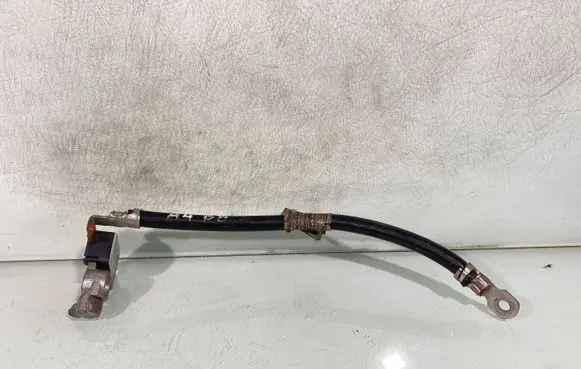 Audi A4 S4 B8 8K Positive cable (battery) 0199000031 8k0915181b