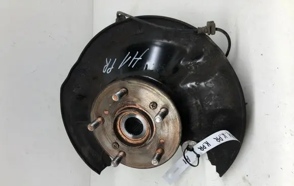 Honda CR-V Front wheel hub