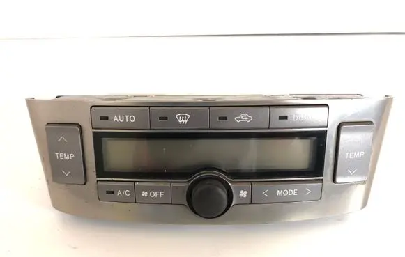 Toyota Avensis T250 Climate control unit 5590005200