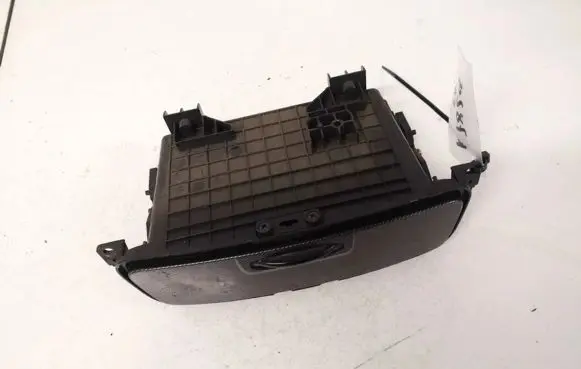 Hyundai Sonata Glove box 847423k000 84742-3k000