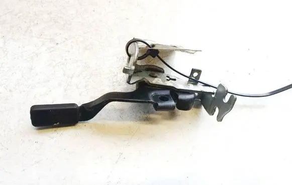 Toyota RAV 4 (XA30) Fuel tank opening switch 