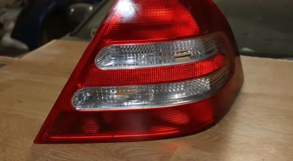 Mercedes-Benz C W203 Rear/tail lights 2038200264