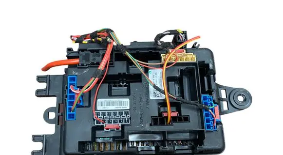 BMW 1 F20 F21 Fuse module 926111103 19178000001 25022013