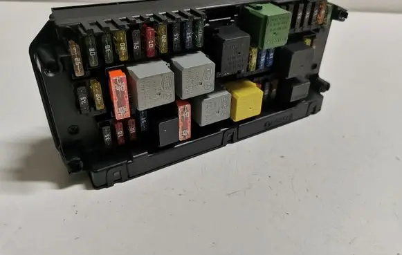 Mercedes-Benz E W212 Fuse box set A2129006924