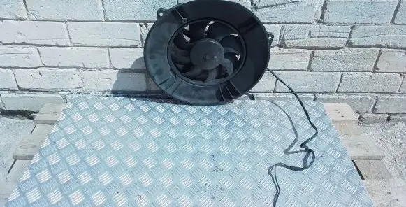 Audi A8 S8 D2 4D Electric radiator cooling fan
