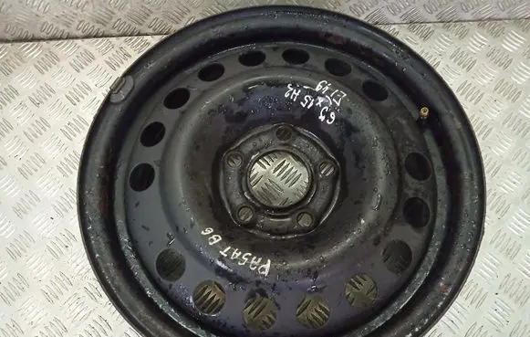 Volkswagen PASSAT B6 R15 steel rim 