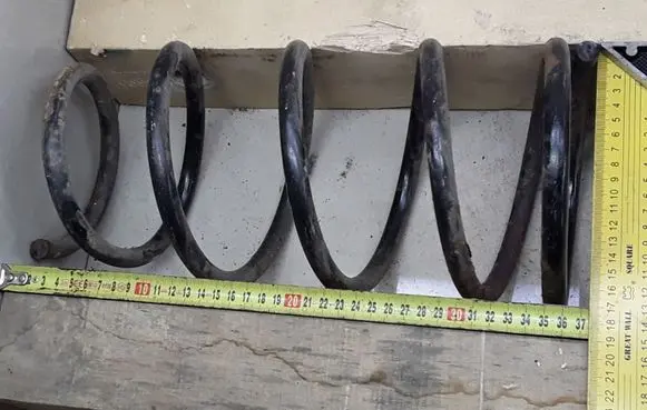 Land Rover Freelander Front coil spring