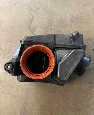 Mercedes-Benz CLK A209 C209 Intake resonator A2710900804 054700