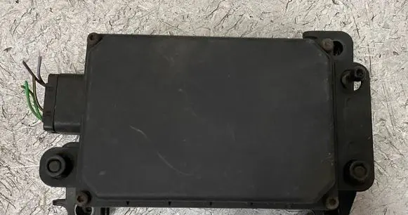 Volvo XC60 Distronic sensor radar 31400419 31400424 FCIU9112716