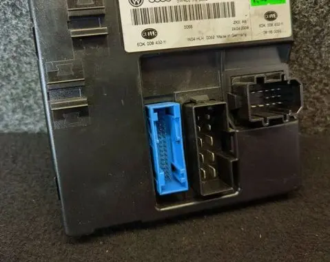 Audi A8 S8 D3 4E Comfort/convenience module 4E0907289E