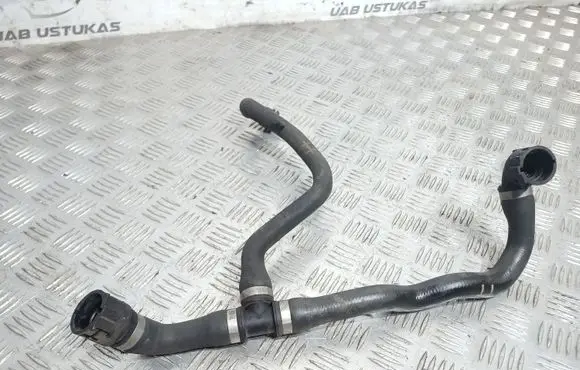 BMW 1 E81 E87 Engine coolant pipe/hose