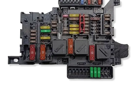 Mini Cooper F57 Fuse module 9360501S7 9360501