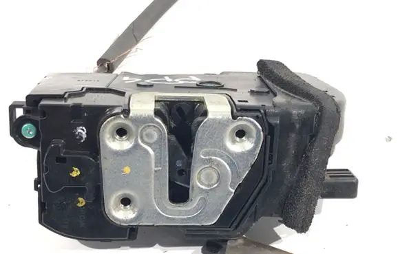 KIA Sportage Front door lock 81320-3U010