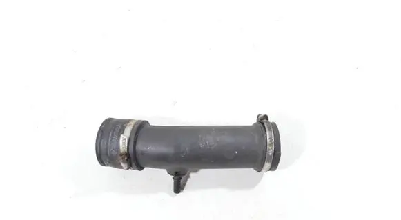 Porsche 911 996 Turbo air intake inlet pipe/hose 99611062570